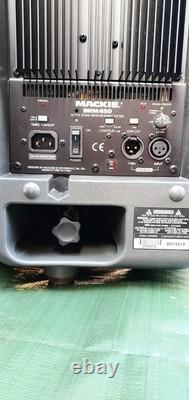2 x MACKIE SRM450 v1 SPEAKERS w Soft Cases And Stands (power cables not inc.)
