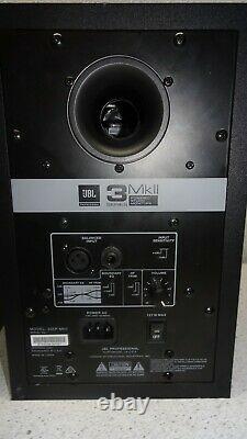 2x JBL 305P MkII Active Speaker Pair Powered Studio Monitor USED