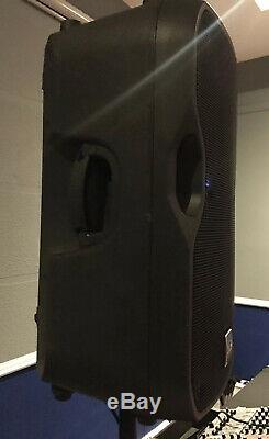 Alto TS112A Truesonic Powered Speakers (a Pair) PA System Good Working Order