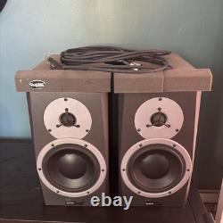 BM5A Dynaudio Monitors, sold as a pair, plus power cables, good quality