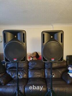 Db Technologies Basic 400 powered speakers- Pair