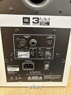 JBL 305P MkII 5 Powered Studio Monitors Super White Pair