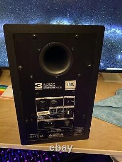 JBL LSR305 5 Two-Way Powered Studio Monitors PAIR