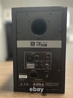 JBL Professional 305PMKII Powered 5 Two-Way Studio Monitor (PAIR)