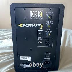 KRK CL5G3 5 inch Classic Professional Bi-Amp Powered Studio Monitor Pair