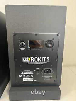 KRK RP5 Rokit 5 G4 5 Powered Studio Monitor Pair & Focusrite Scarlett Solo