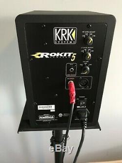 KRK Rokit 5 G3 Powered Studio Monitors Black (Pair) Bundled with Stands