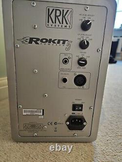 KRK Rokit 5 RP5G3P Powered Monitor Speaker. Silver/Platinum. Pair