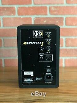KRK Rokit Powered RP5G3 5 Monitor Speaker Black (Pair) + Two 3 ft. XLR Cables