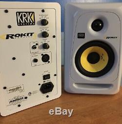 KRK Rokit RP5G3W 5 White Powered Studio Monitor Speakers Pair + 2 TRS Cables
