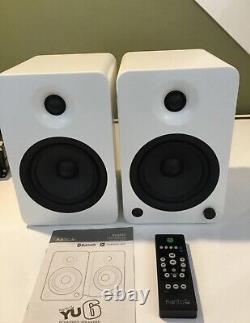 Kanto YU6 Active Speakers Powered Bookshelf- PAIR White(Mint Condition)
