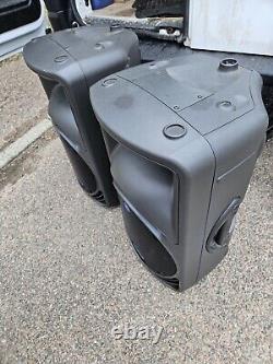 MACKIE SRM450 V1 Powered speakers pair, Good Working Condition. Powerful Output