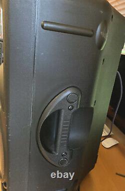 MACKIE SRM450 V3 2000 watt Pair Of Powered PA Speakers for Band DJ CHURCH etc