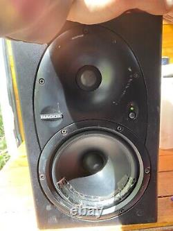 Mackie HR 624 Active Studio Monitors pair With Stands And Power Leads