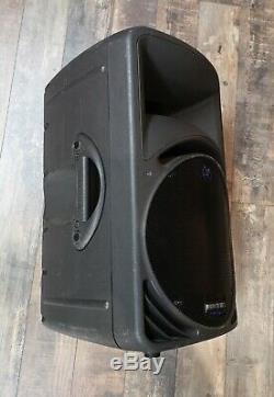 Mackie Srm450 V1 Powered Speakers Pair