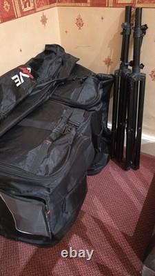 Mackie Thump 15 Powered Speakers 1000W with Speaker Stands Pair