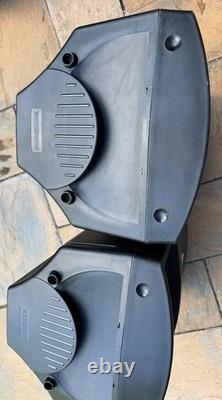 Mackie Thump th-15a powered speakers (pair). Used but very good condition