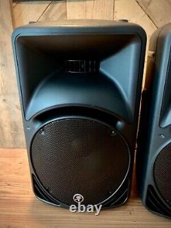 Pair Mackie Srm 450 V3 Powered Speakers + Gig Bags