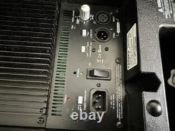 Pair Of Active Powered Mackie Speakers SRM450 V2, 2x flight bags/stands