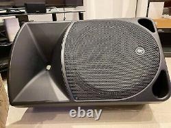 Pair Of Mackie Thump 15A Active DJ PA Powered Speakers