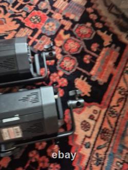 Pair of Bowens Esprit Gemini GM250 Studio Flash Heads