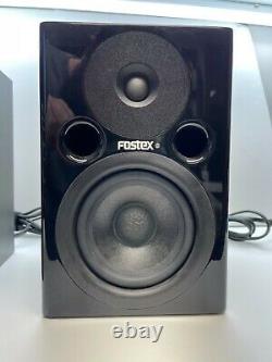 Pair of Fostex PM0.4 Powered Studio Monitor Speakers Black Bookshelf, Active Amp