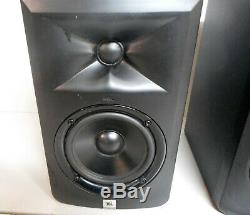 Pair of JBL Professional LSR305 5 First Gen. 2-Way Powered Studio Monitors