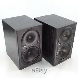 Pair of Mackie HR624 Active Powered High Resolution Studio Monitor