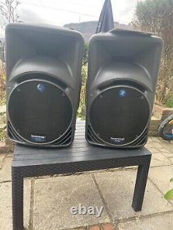 Pair of Mackie Sm450 Speakers, P. A, Band, studio, monitors, D. J, Music, power