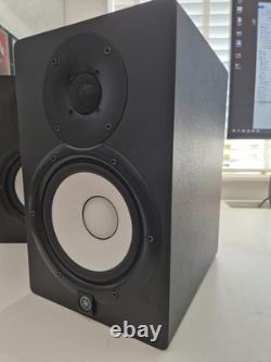 Pair of Yamaha HS7 Active Studio Monitors With power cables & Isolation Pads
