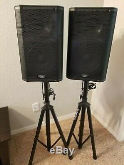 QSC K10 1000W Powered Speaker PAIR with SHURE MIC and XLR Cable