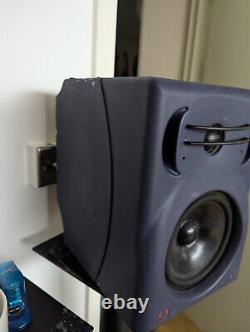 Quested f11 powered studio monitors (pair)