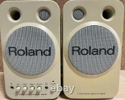 ROLAND MA-8 Stereo Micro Monitor Speakers Active Powered Studio Pair amplifiers