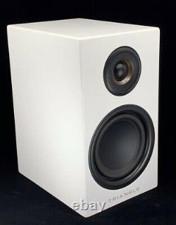 Triangle Bookshelf Speakers Elara LN01A Active Powered Wireless White Pair