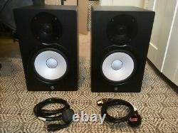 YAMAHA HS8 ACTIVE STUDIO MONITOR SPEAKERS (PAIR), c/w POWER CABLES MINT