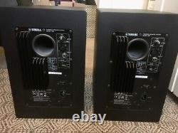 YAMAHA HS8 ACTIVE STUDIO MONITOR SPEAKERS (PAIR), c/w POWER CABLES MINT