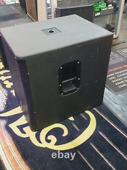 Yamaha DXS15 Active Powered Subwoofer Subs Pair