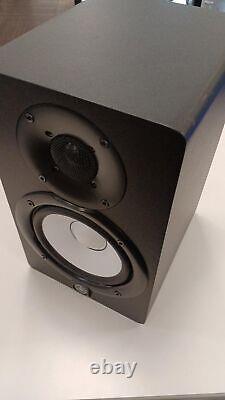 Yamaha HS5 POWERED STUDIO MONITOR PAIR-Black with Power Cable Tested Japan Used