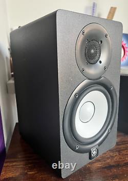 Yamaha HS5 Powered Studio Monitor (Pair) Black