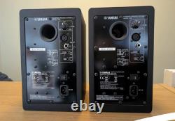 Yamaha HS5 Powered Studio Monitor Speakers Black, Pair
