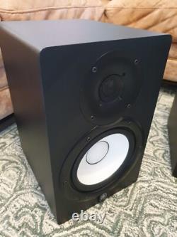 Yamaha HS7 Pair, Powered Studio Monitor Speakers Excellent Working Condition