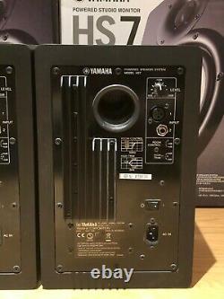 Yamaha HS7 Powered Studio Monitor Speakers (Pair Boxed) Mint Condition