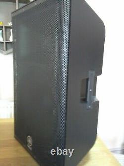 Yamaha dxr 15 powers speakers a pair and pro covers